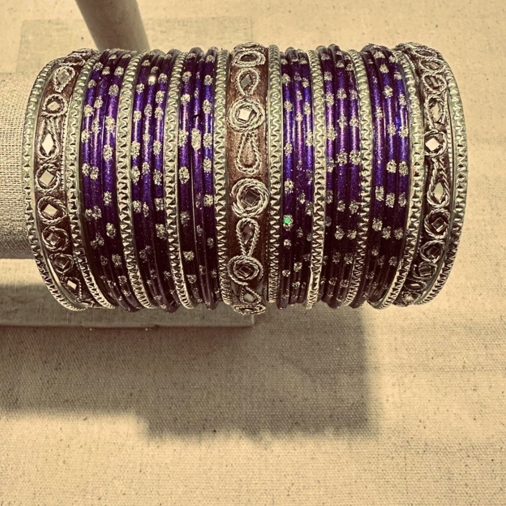 Vintage | Bracelet | Authentic Metal Indian Bracelet Set - Picture 3 of 5